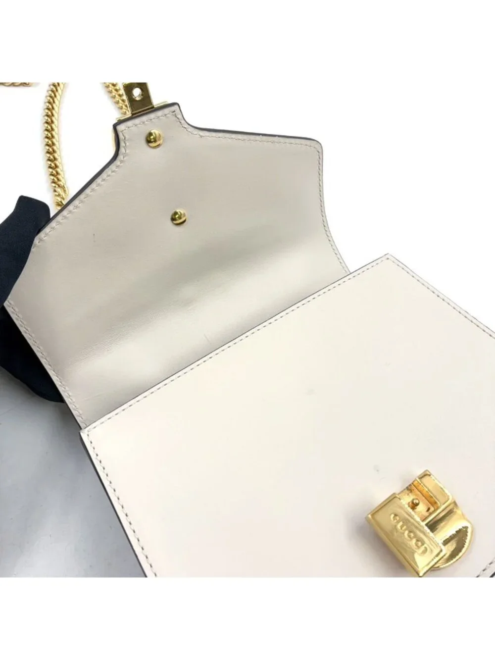 Gucci Sylvie Mini Canvas Calfskin Off White Navy Red Chain Shoulder Bag Gold
